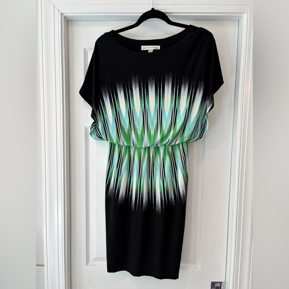 Maggie London mini bat sleeve bodycon dress